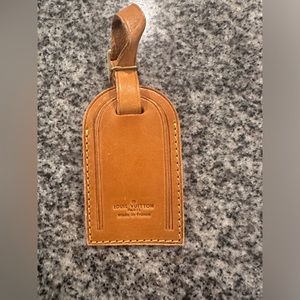 Louis Vuitton Leather Luggage Travel Tag